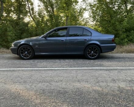 Серый БМВ 5 Серия, объемом двигателя 2.5 л и пробегом 268 тыс. км за 6500 $, фото 1 на Automoto.ua