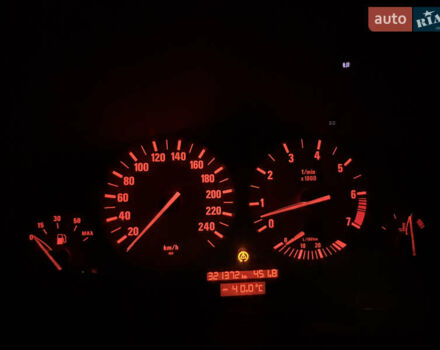 Серый БМВ 5 Серия, объемом двигателя 2.5 л и пробегом 322 тыс. км за 3100 $, фото 15 на Automoto.ua