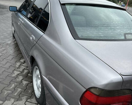 Серый БМВ 5 Серия, объемом двигателя 2.79 л и пробегом 450 тыс. км за 3500 $, фото 10 на Automoto.ua