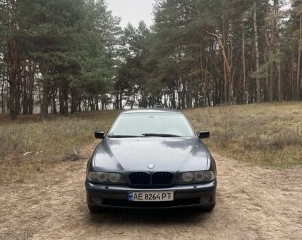 Серый БМВ 5 Серия, объемом двигателя 2.5 л и пробегом 230 тыс. км за 2900 $, фото 5 на Automoto.ua