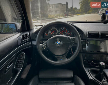 Серый БМВ 5 Серия, объемом двигателя 2.8 л и пробегом 540 тыс. км за 8000 $, фото 17 на Automoto.ua