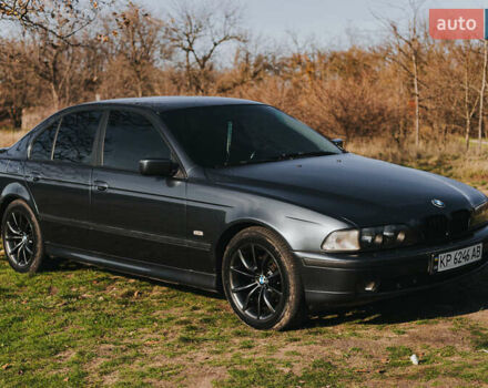 Серый БМВ 5 Серия, объемом двигателя 2.49 л и пробегом 268 тыс. км за 6000 $, фото 1 на Automoto.ua