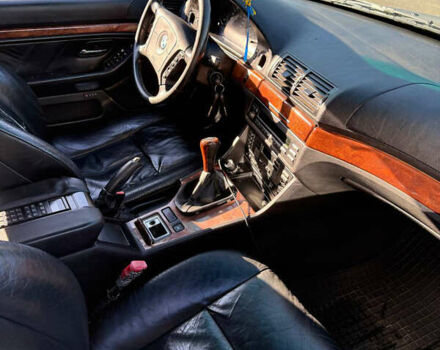 Серый БМВ 5 Серия, объемом двигателя 2 л и пробегом 225 тыс. км за 3600 $, фото 9 на Automoto.ua