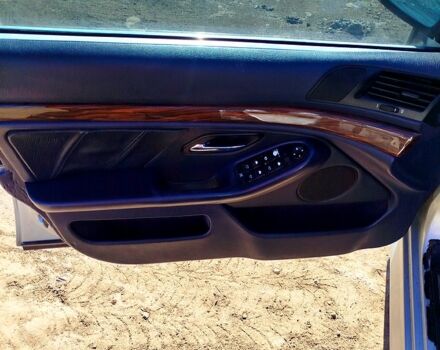 Серый БМВ 5 Серия, объемом двигателя 2.8 л и пробегом 200 тыс. км за 3000 $, фото 8 на Automoto.ua
