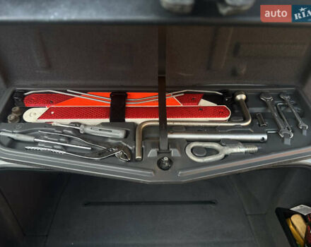 Серый БМВ 5 Серия, объемом двигателя 2.49 л и пробегом 315 тыс. км за 6000 $, фото 5 на Automoto.ua