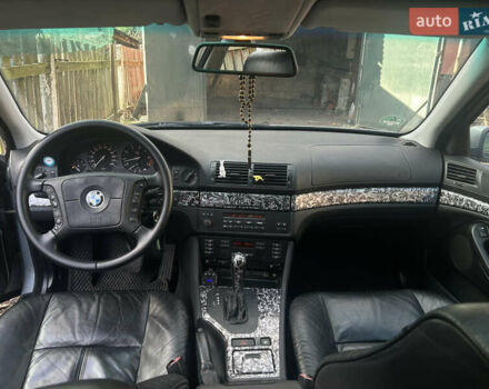 Серый БМВ 5 Серия, объемом двигателя 2.49 л и пробегом 315 тыс. км за 6000 $, фото 8 на Automoto.ua