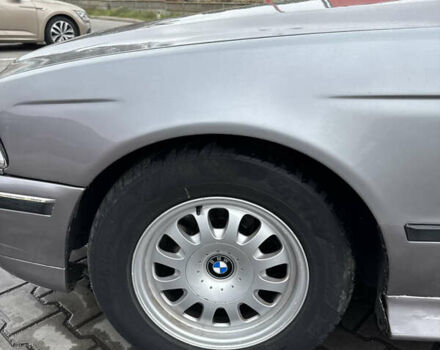 Серый БМВ 5 Серия, объемом двигателя 2.79 л и пробегом 450 тыс. км за 3500 $, фото 13 на Automoto.ua