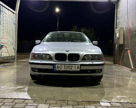 Серый БМВ 5 Серия, объемом двигателя 2.5 л и пробегом 322 тыс. км за 3100 $, фото 4 на Automoto.ua