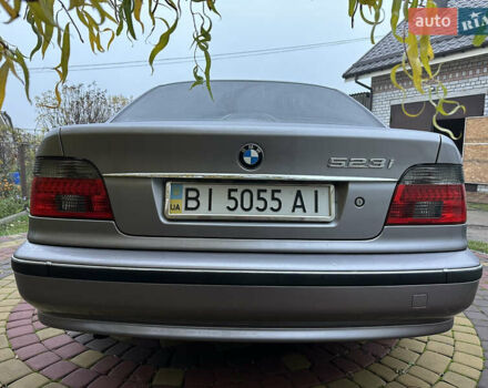 Сірий БМВ 5 Серія, об'ємом двигуна 2.5 л та пробігом 250 тис. км за 8000 $, фото 48 на Automoto.ua