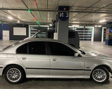 Серый БМВ 5 Серия, объемом двигателя 2.49 л и пробегом 370 тыс. км за 3950 $, фото 6 на Automoto.ua