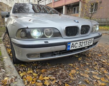 Серый БМВ 5 Серия, объемом двигателя 2.5 л и пробегом 300 тыс. км за 3600 $, фото 1 на Automoto.ua