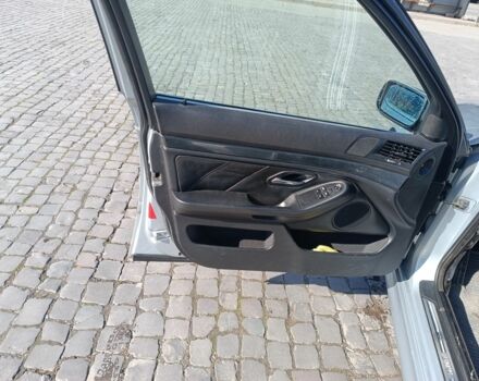 Серый БМВ 5 Серия, объемом двигателя 2.5 л и пробегом 230 тыс. км за 4600 $, фото 11 на Automoto.ua