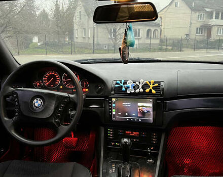 Серый БМВ 5 Серия, объемом двигателя 2.5 л и пробегом 340 тыс. км за 4499 $, фото 18 на Automoto.ua