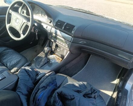 Серый БМВ 5 Серия, объемом двигателя 2.5 л и пробегом 230 тыс. км за 4600 $, фото 2 на Automoto.ua