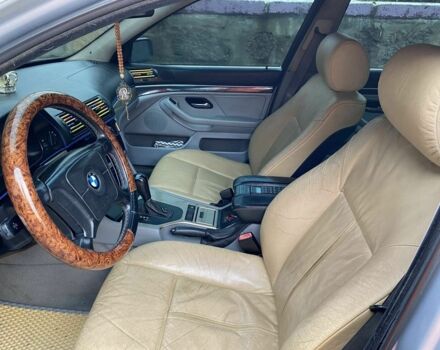 Серый БМВ 5 Серия, объемом двигателя 2 л и пробегом 650 тыс. км за 5000 $, фото 4 на Automoto.ua