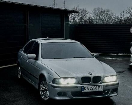 Серый БМВ 5 Серия, объемом двигателя 3 л и пробегом 244 тыс. км за 4600 $, фото 3 на Automoto.ua