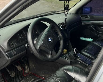 Серый БМВ 5 Серия, объемом двигателя 2.5 л и пробегом 300 тыс. км за 4350 $, фото 6 на Automoto.ua