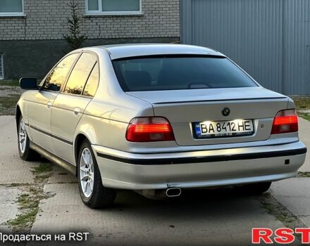 Серый БМВ 5 Серия, объемом двигателя 2 л и пробегом 300 тыс. км за 2999 $, фото 4 на Automoto.ua