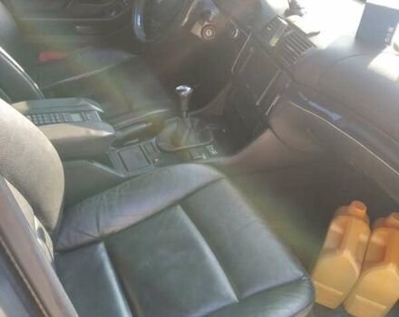 Серый БМВ 5 Серия, объемом двигателя 2 л и пробегом 300 тыс. км за 6000 $, фото 5 на Automoto.ua