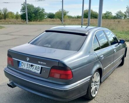 Серый БМВ 5 Серия, объемом двигателя 2.79 л и пробегом 507 тыс. км за 3300 $, фото 2 на Automoto.ua