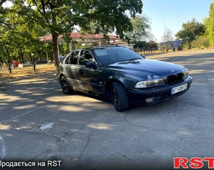 Серый БМВ 5 Серия, объемом двигателя 2.5 л и пробегом 395 тыс. км за 3350 $, фото 3 на Automoto.ua