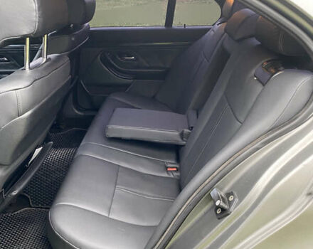 Серый БМВ 5 Серия, объемом двигателя 2.8 л и пробегом 400 тыс. км за 5000 $, фото 8 на Automoto.ua