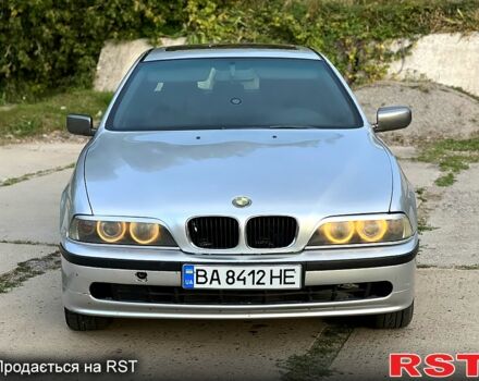 Серый БМВ 5 Серия, объемом двигателя 2 л и пробегом 300 тыс. км за 2999 $, фото 2 на Automoto.ua