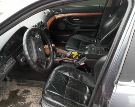 Сірий БМВ 5 Серія, об'ємом двигуна 2.5 л та пробігом 300 тис. км за 3000 $, фото 3 на Automoto.ua