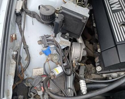 Серый БМВ 5 Серия, объемом двигателя 1.99 л и пробегом 389 тыс. км за 3800 $, фото 25 на Automoto.ua