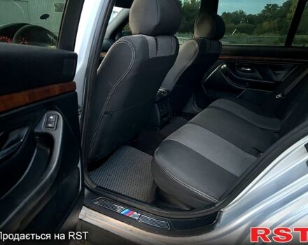 Серый БМВ 5 Серия, объемом двигателя 2 л и пробегом 300 тыс. км за 2999 $, фото 11 на Automoto.ua