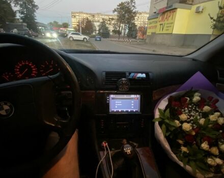Серый БМВ 5 Серия, объемом двигателя 2 л и пробегом 280 тыс. км за 4000 $, фото 1 на Automoto.ua