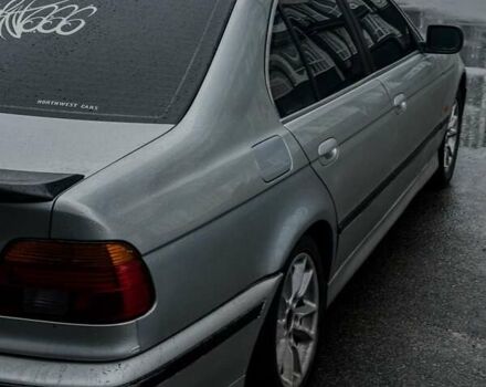 Серый БМВ 5 Серия, объемом двигателя 3 л и пробегом 244 тыс. км за 4600 $, фото 7 на Automoto.ua