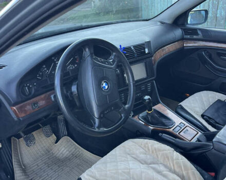 Серый БМВ 5 Серия, объемом двигателя 1.99 л и пробегом 380 тыс. км за 2850 $, фото 12 на Automoto.ua