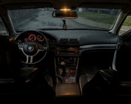 Серый БМВ 5 Серия, объемом двигателя 3 л и пробегом 244 тыс. км за 4600 $, фото 24 на Automoto.ua