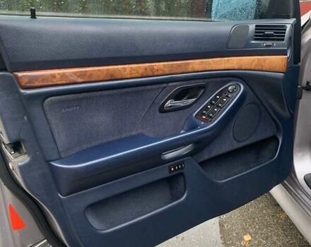 Серый БМВ 5 Серия, объемом двигателя 3.5 л и пробегом 262 тыс. км за 6999 $, фото 6 на Automoto.ua