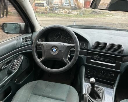 Сірий БМВ 5 Серія, об'ємом двигуна 2.5 л та пробігом 350 тис. км за 1650 $, фото 15 на Automoto.ua