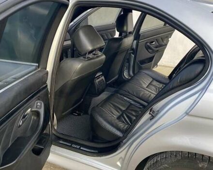 Серый БМВ 5 Серия, объемом двигателя 2.8 л и пробегом 408 тыс. км за 4000 $, фото 6 на Automoto.ua