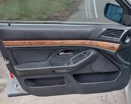 Сірий БМВ 5 Серія, об'ємом двигуна 0 л та пробігом 356 тис. км за 4800 $, фото 7 на Automoto.ua