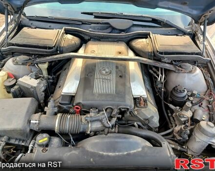 Серый БМВ 5 Серия, объемом двигателя 3.5 л и пробегом 400 тыс. км за 4200 $, фото 7 на Automoto.ua