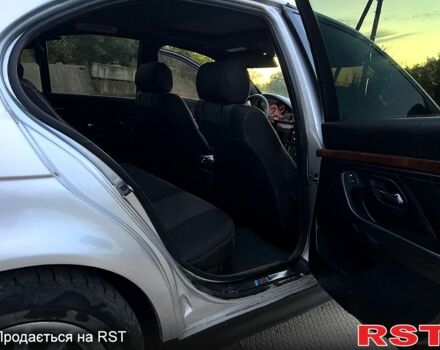 Серый БМВ 5 Серия, объемом двигателя 2 л и пробегом 300 тыс. км за 2999 $, фото 12 на Automoto.ua