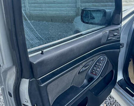 Серый БМВ 5 Серия, объемом двигателя 2.5 л и пробегом 415 тыс. км за 4200 $, фото 6 на Automoto.ua