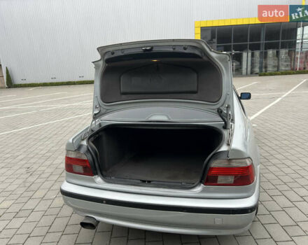 Серый БМВ 5 Серия, объемом двигателя 4.4 л и пробегом 350 тыс. км за 4999 $, фото 43 на Automoto.ua