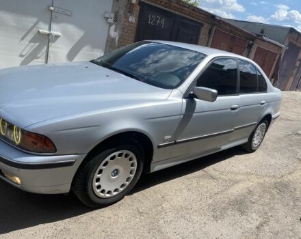 Серый БМВ 5 Серия, объемом двигателя 2 л и пробегом 495 тыс. км за 3950 $, фото 3 на Automoto.ua