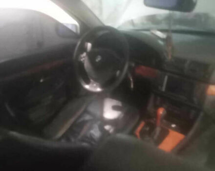 Серый БМВ 5 Серия, объемом двигателя 3.5 л и пробегом 528 тыс. км за 4000 $, фото 2 на Automoto.ua