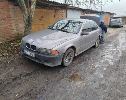 Серый БМВ 5 Серия, объемом двигателя 2.5 л и пробегом 300 тыс. км за 239 $, фото 1 на Automoto.ua