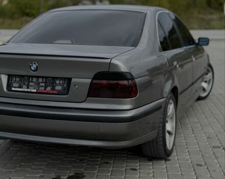 Серый БМВ 5 Серия, объемом двигателя 2 л и пробегом 235 тыс. км за 3599 $, фото 7 на Automoto.ua