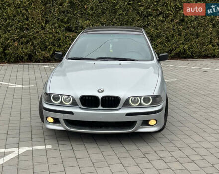 Серый БМВ 5 Серия, объемом двигателя 4.4 л и пробегом 350 тыс. км за 4999 $, фото 5 на Automoto.ua