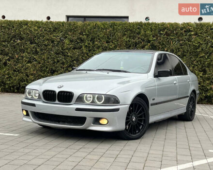 Серый БМВ 5 Серия, объемом двигателя 4.4 л и пробегом 350 тыс. км за 4999 $, фото 2 на Automoto.ua