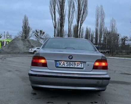 Серый БМВ 5 Серия, объемом двигателя 2.5 л и пробегом 395 тыс. км за 3600 $, фото 2 на Automoto.ua