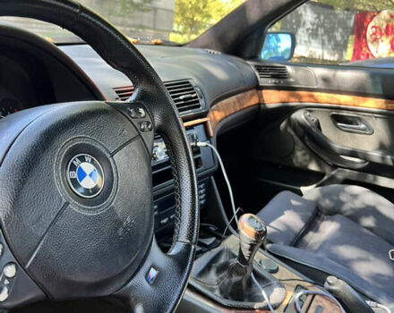 Серый БМВ 5 Серия, объемом двигателя 2.5 л и пробегом 431 тыс. км за 3700 $, фото 2 на Automoto.ua